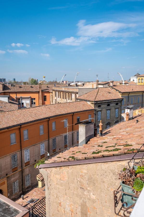 Dalla Bruna - Above The Roofs Of The Centre Modena Exterior photo